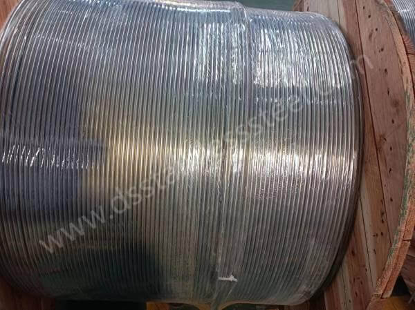 Downhole control line tubing